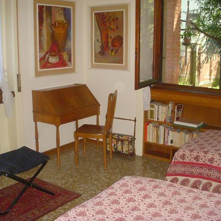 Bed and Breakfast La Casa Creativa Lomnago Екстер'єр фото