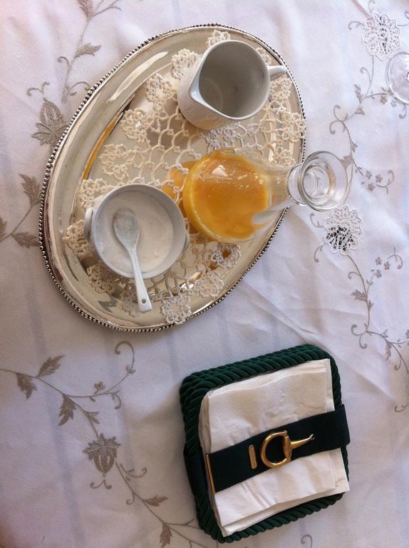 Bed and Breakfast La Casa Creativa Lomnago Екстер'єр фото