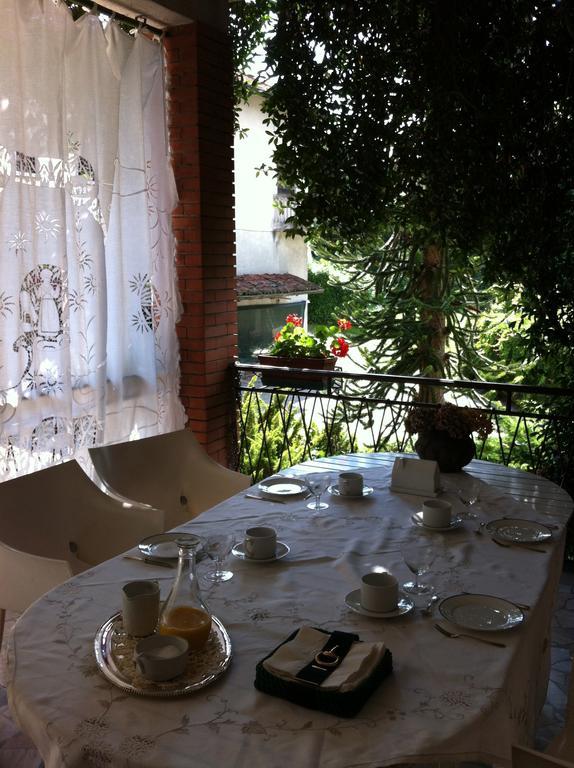 Bed and Breakfast La Casa Creativa Lomnago Екстер'єр фото
